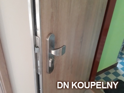 64-890-dvere-do-bytu-komplexni-rekonstrukce-bytu-ostrava-small.jpg