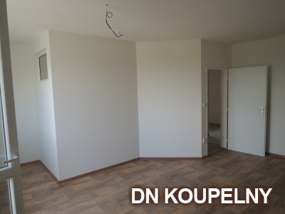 46-691-pokladka-podlahy-pri-kompletni-rekonstrukci-bytu-ostrava-small.jpg