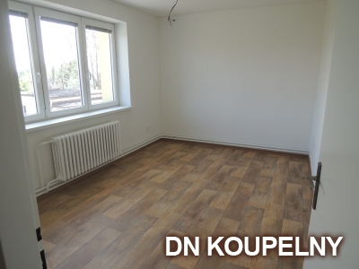 46-692-pokladka-podlahy-pri-kompletni-rekonstrukci-bytu-ostrava-small.jpg