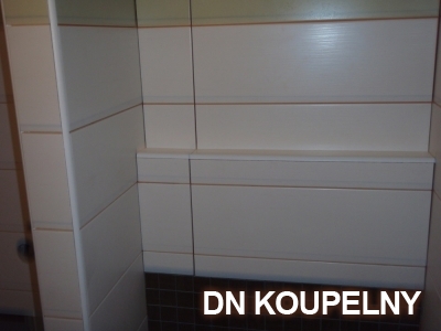 47-698-sedacka-do-sprchy-v-panelakove-koupelne-ostrava-small.jpg